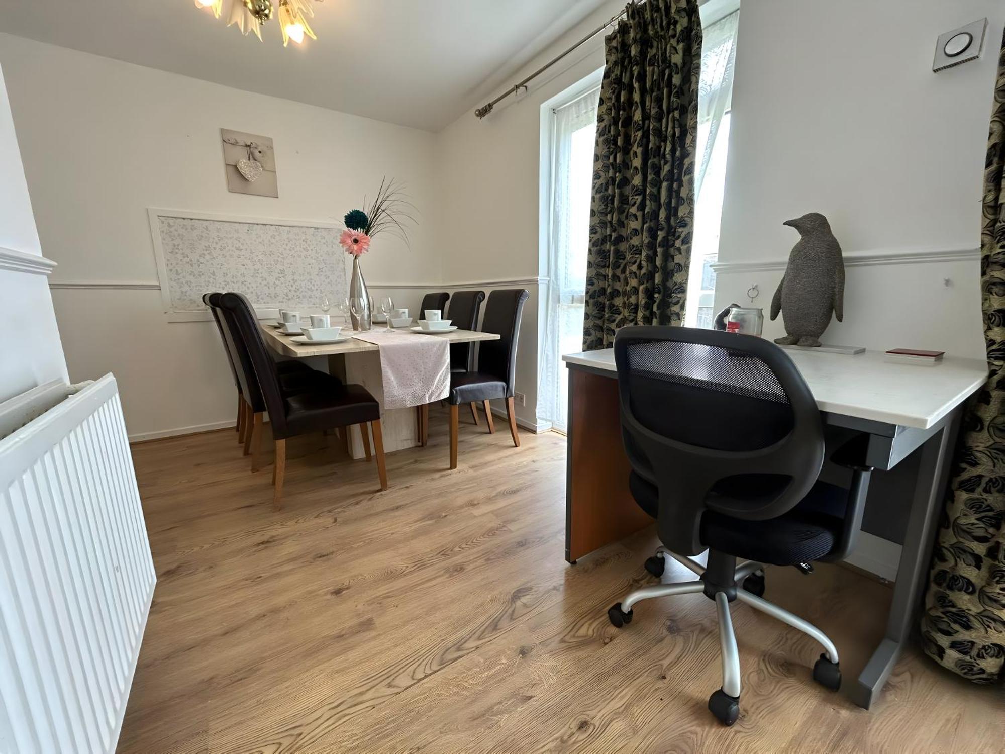 3 Bedroom House By M40 J4 High Wycombe Bagian luar foto