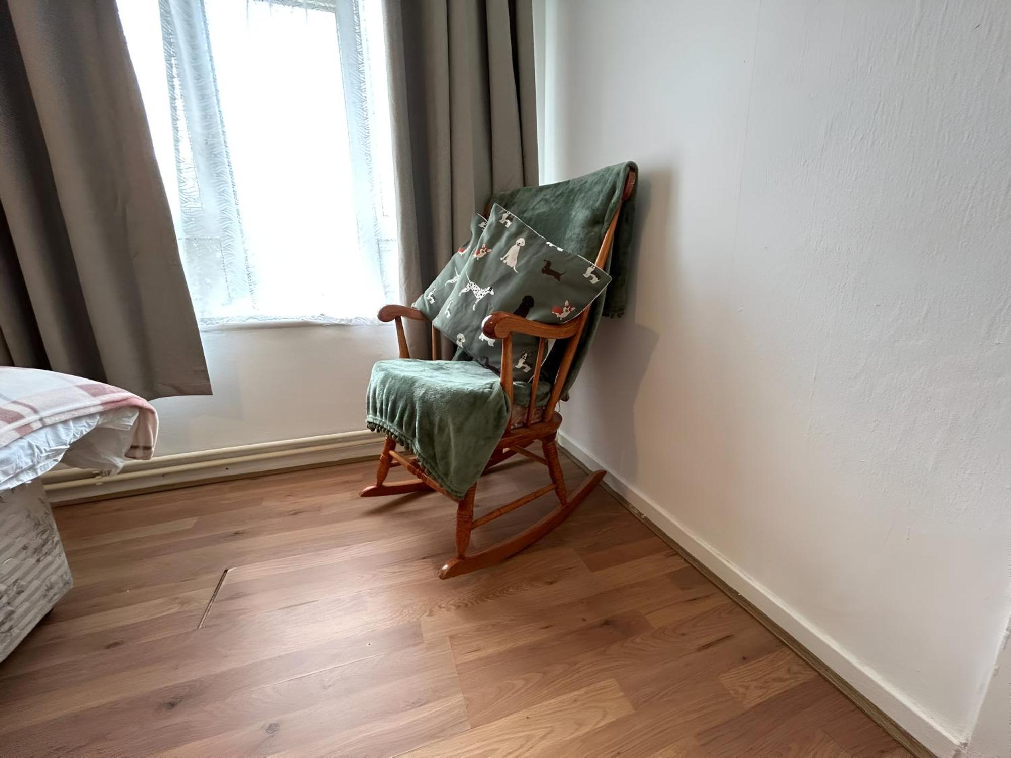 3 Bedroom House By M40 J4 High Wycombe Bagian luar foto